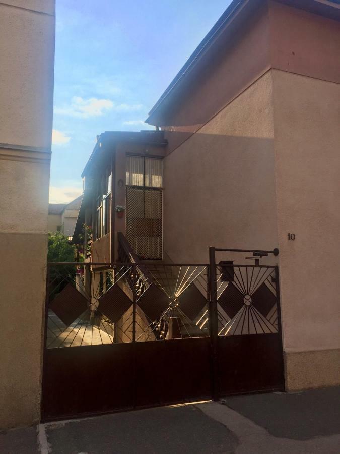Sunrise Apartments Nisz Zewnętrze zdjęcie